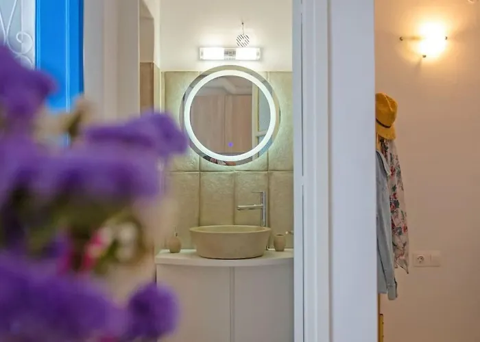 & Cosy Mykonos Holiday home *